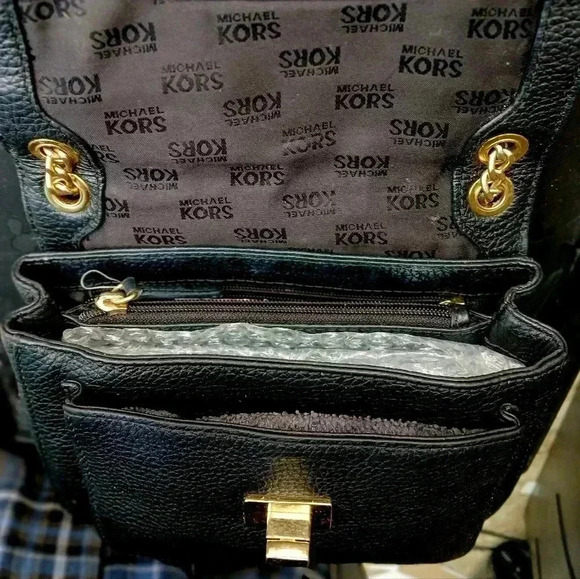 Michael Kors Sloan Bag Black Leather 🏆Gold Chain NWT - Picture 8 of 8
